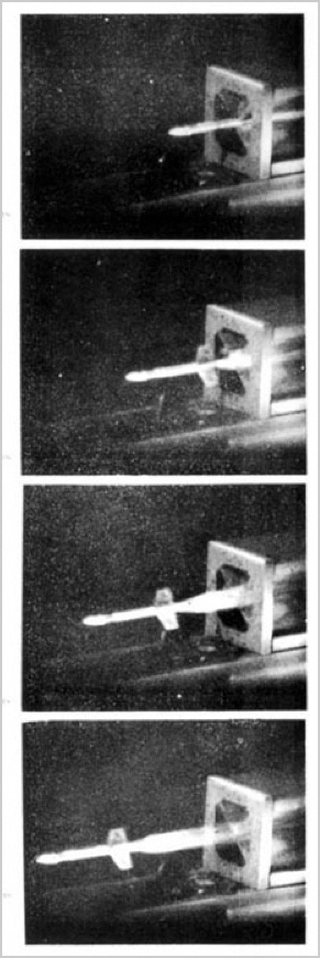 ペンシルロケットの水平発射 (高速度カメラ)の写真