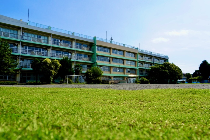 第一小学校校舎