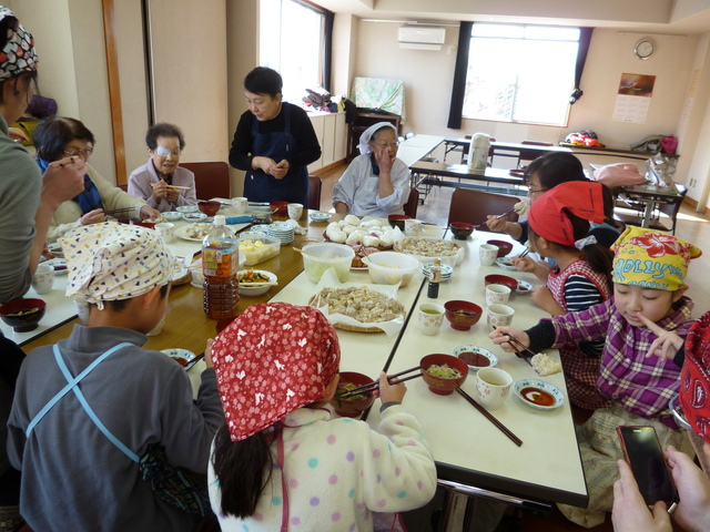 料理教室とみんなで食べる会