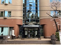 ひかりプラザ正門