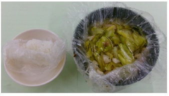 パッククッキング　ごはん、野菜スープ（キャベツ、しめじ、ハム）