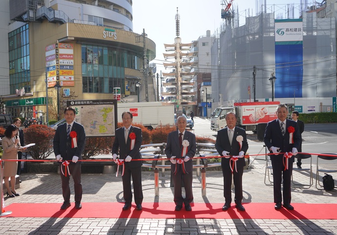 国分寺駅南口駅前広場の新モニュメント