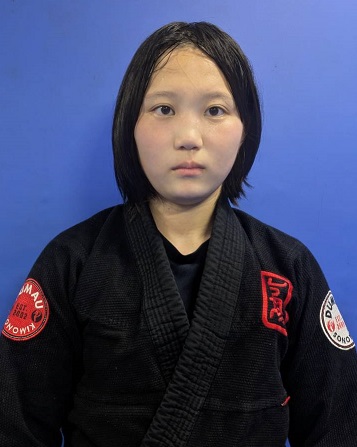 高本千代さん