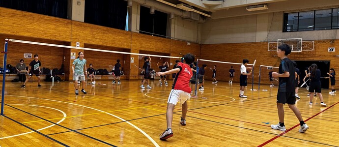 国分寺バドミントンクラブ活動写真2